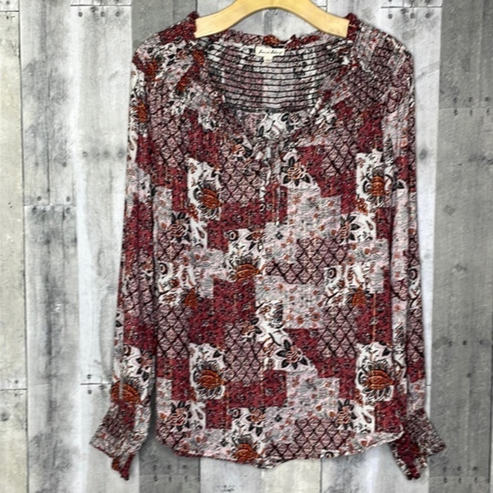 JANE and Delancy multicolored long sleeve‎ boho blouse. Smocked neckline/sleeves